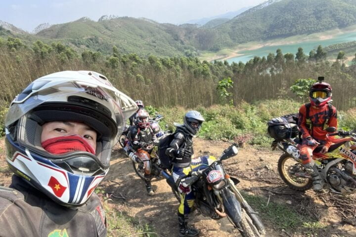 Thac Ba lake motorbike tours